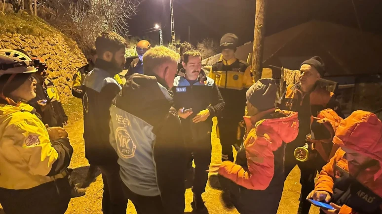 Adana'nın Saimbeyli ilçesinde alzaymır hastası kayıp yaşlı adam aranıyor