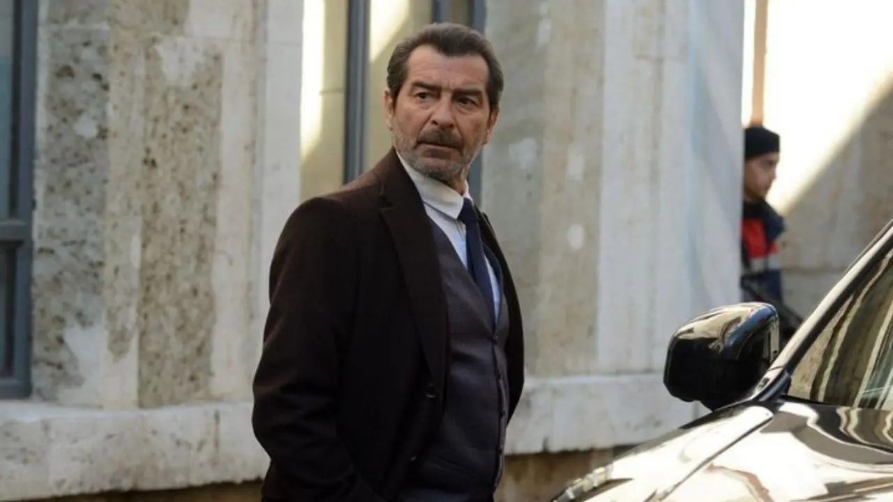 show-tvnin-yeni-sezonuyla-gundemde-ugur-polat-ve-deha-dizisindeki-iskender-karakteri